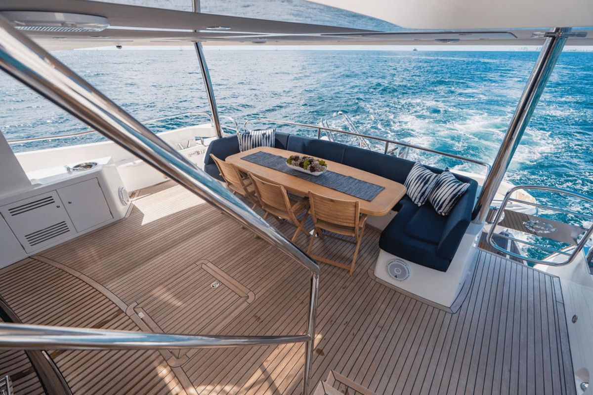 2019 Sunseeker 86 