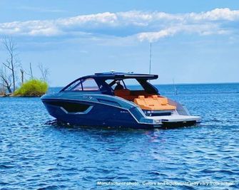 Cruisers Yachts 42 GLS OB South Beach