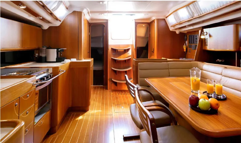 Breeze Yacht Photos Pics 