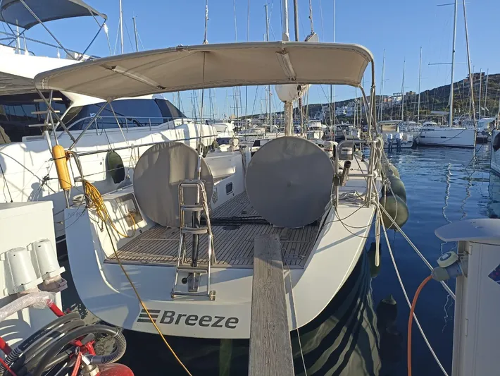 Breeze Yacht Photos Pics 