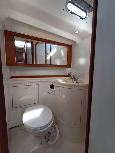 Breeze Yacht Photos Pics 