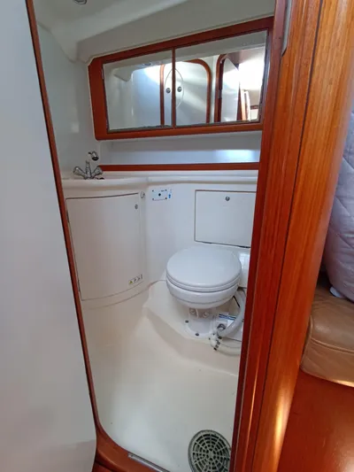 Breeze Yacht Photos Pics 