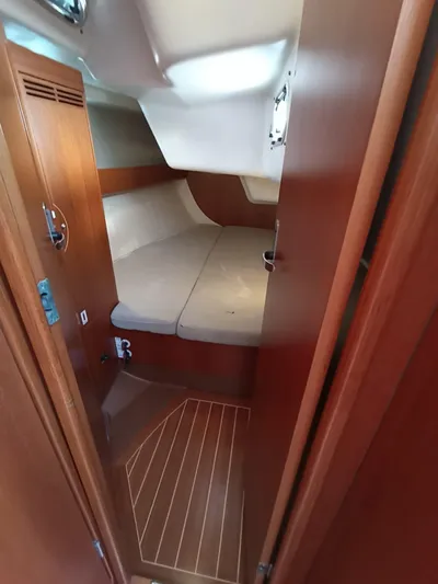 Breeze Yacht Photos Pics 