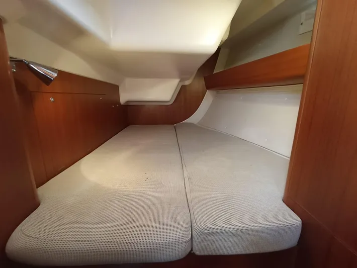 Breeze Yacht Photos Pics 