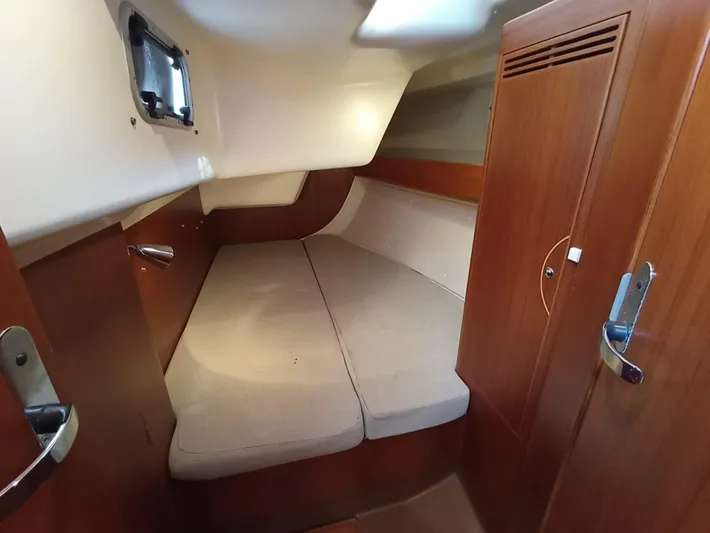 Breeze Yacht Photos Pics 