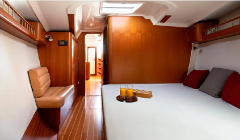 Breeze Yacht Photos Pics 