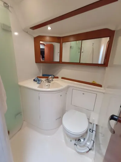 Breeze Yacht Photos Pics 