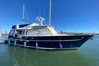 2000 Belliure 48