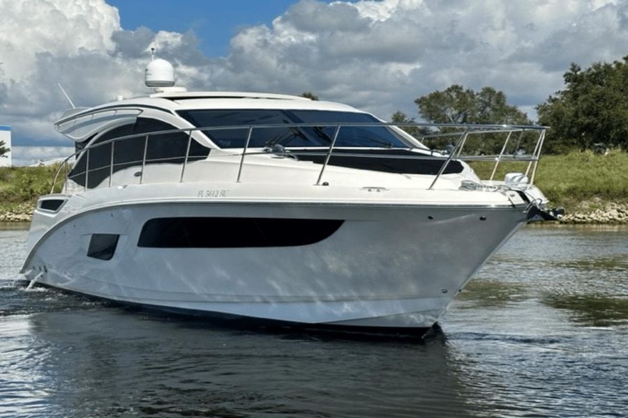 2018 Sea Ray 400 Sundancer