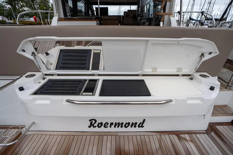  Yacht Photos Pics 2021 Sealine F430 yacht with open outdoor kitchen on deck.