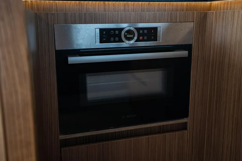  Yacht Photos Pics Built-in Bosch oven in 2021 Sealine F430 yacht kitchen.