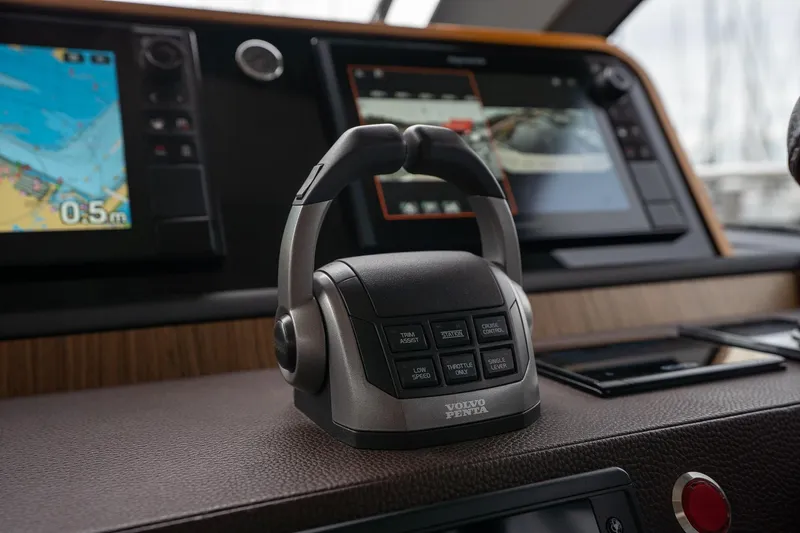  Yacht Photos Pics Control panel of a 2021 Sealine F430 yacht with Volvo Penta throttle.