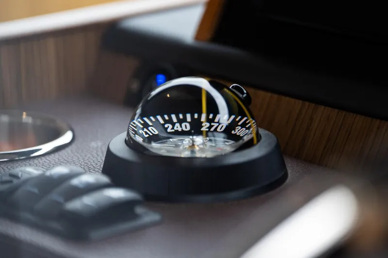  Yacht Photos Pics Compass on 2021 Sealine F430 yacht dashboard, showcasing navigation details.