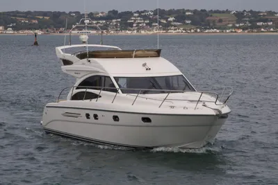 2008 Princess 42 Flybridge Motor Yacht