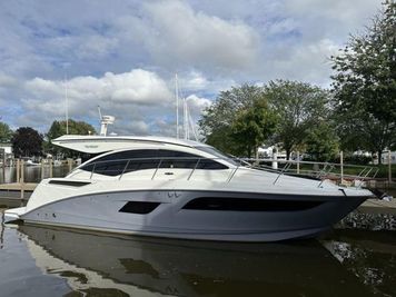 Sea Ray 400 Sundancer
