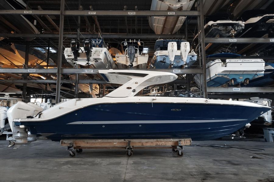 2021 Sea Ray 310 SLX OB