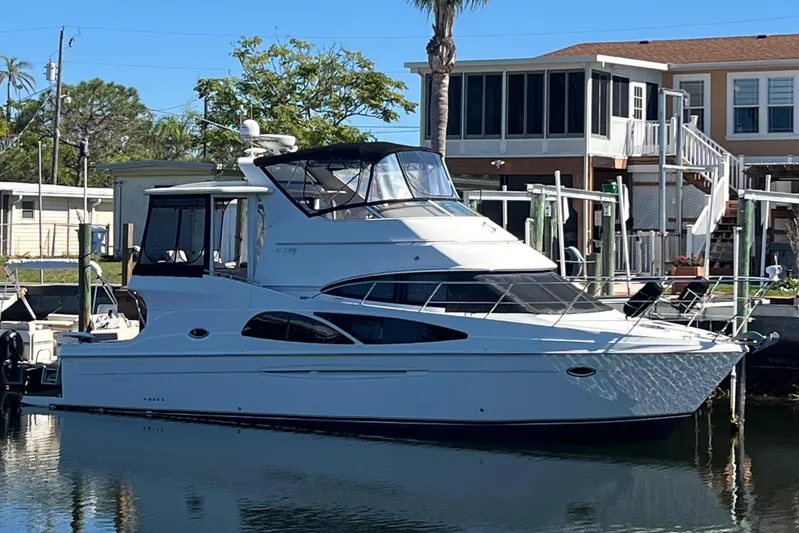 Rum-n-reels Yacht Photos Pics 