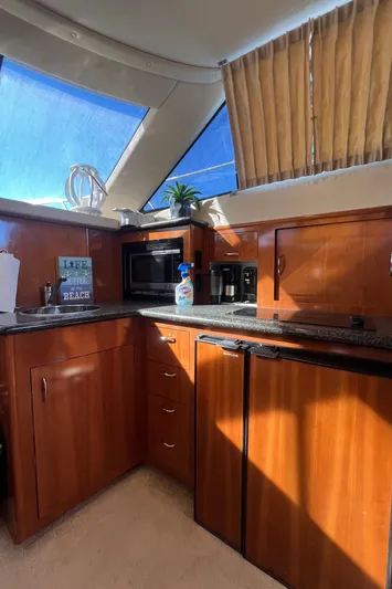 Rum-n-reels Yacht Photos Pics 