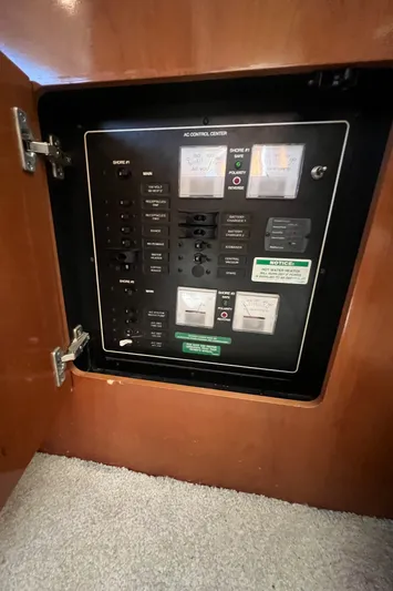 Rum-n-reels Yacht Photos Pics 