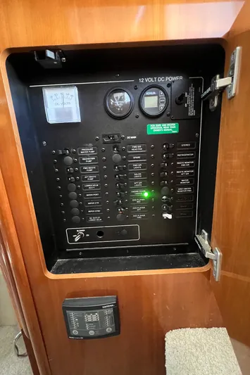 Rum-n-reels Yacht Photos Pics 