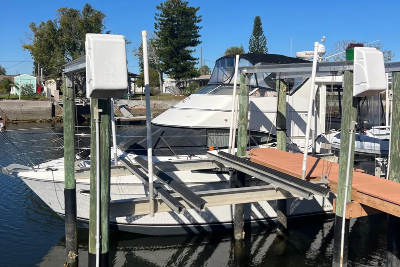 Rum-n-reels Yacht Photos Pics 