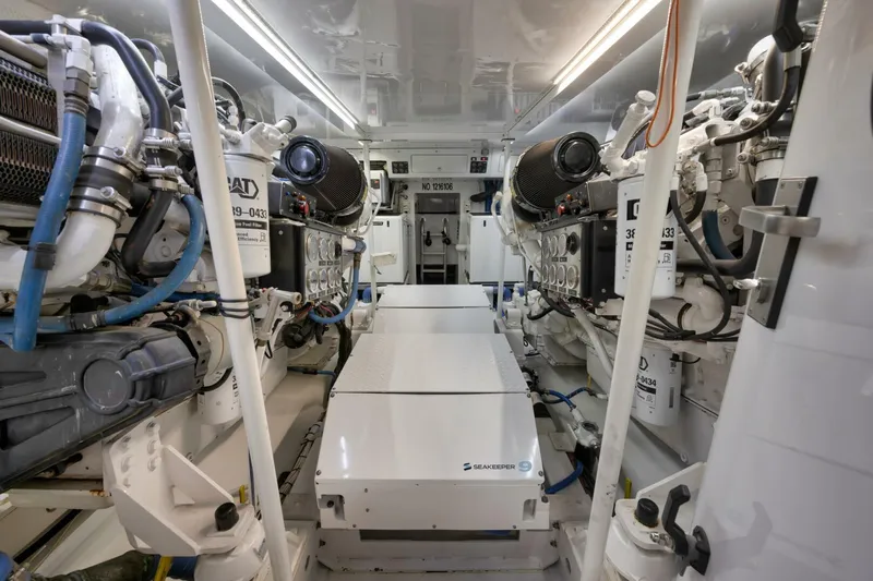 Let It Ride Yacht Photos Pics 