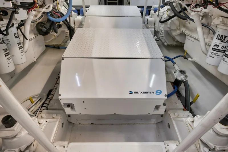 Let It Ride Yacht Photos Pics 