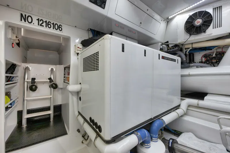 Let It Ride Yacht Photos Pics 