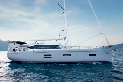 Moody 48 deck saloon