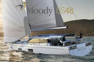 Moody 48 deck saloon