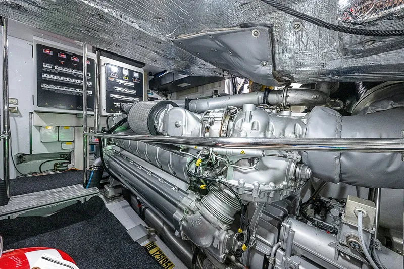 Coal Blooded Yacht Photos Pics 