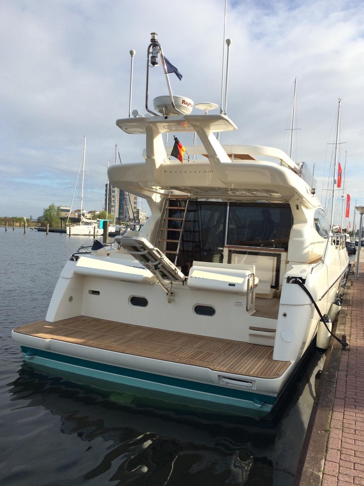 ferretti 510 yacht