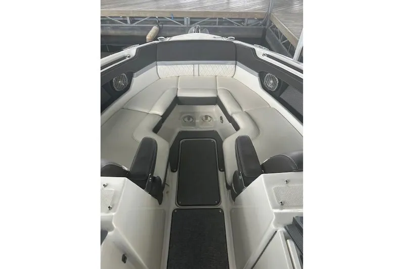  Yacht Photos Pics 2017 Sea Ray SLX 280 boat interior with cushioned seating and cup holders.