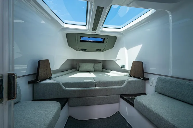 T/t Fortitude Yacht Photos Pics 