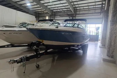 Sea Ray SPX 230