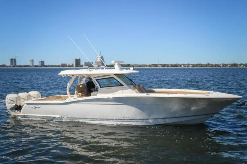 Gunn Runner Yacht Photos Pics Profile