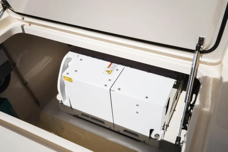 Gunn Runner Yacht Photos Pics SeaKeeper3