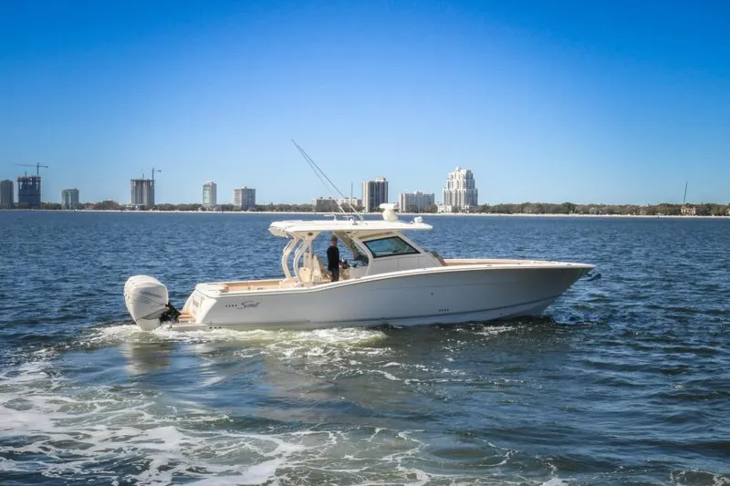 Gunn Runner Yacht Photos Pics Profile