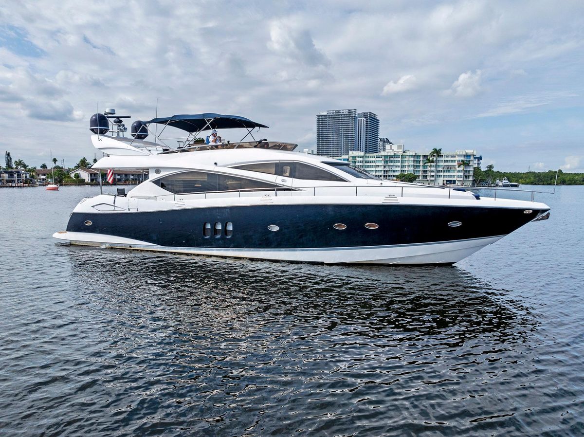 2006 Sunseeker 75 