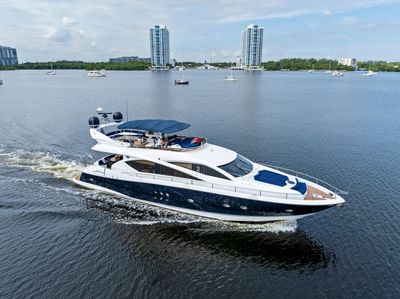 Yacht