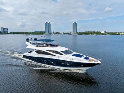 Yacht