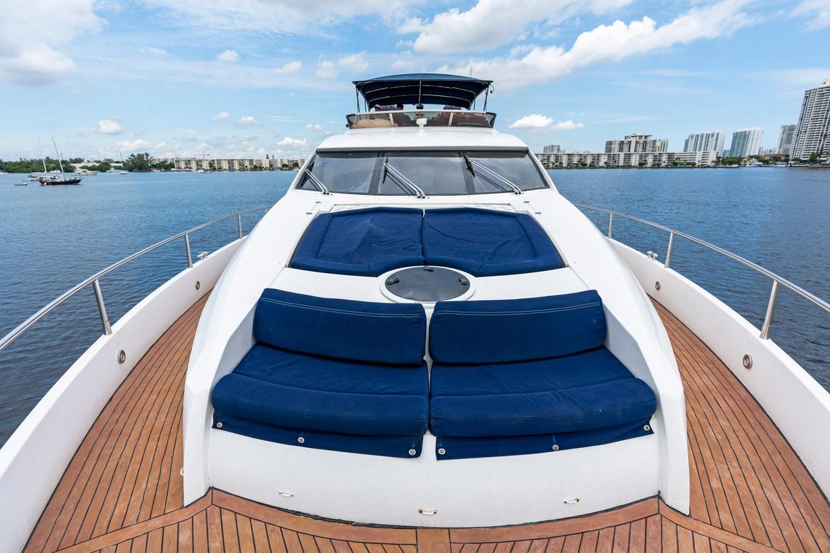 2006 Sunseeker 75 