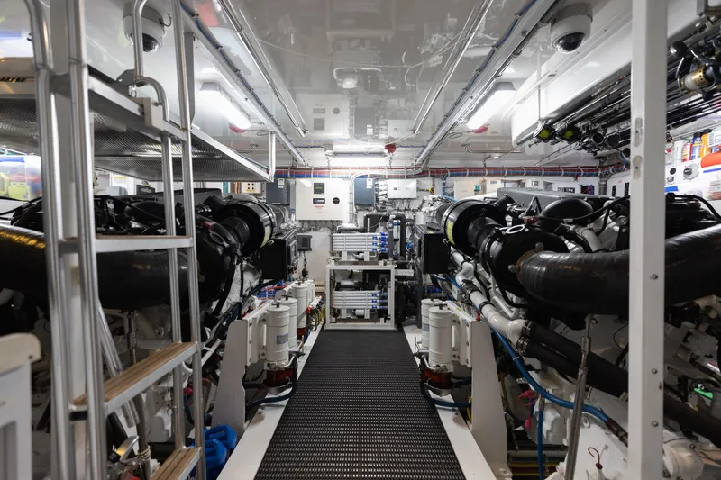 Ritz Sea Yacht Photos Pics 