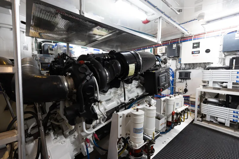 Ritz Sea Yacht Photos Pics 