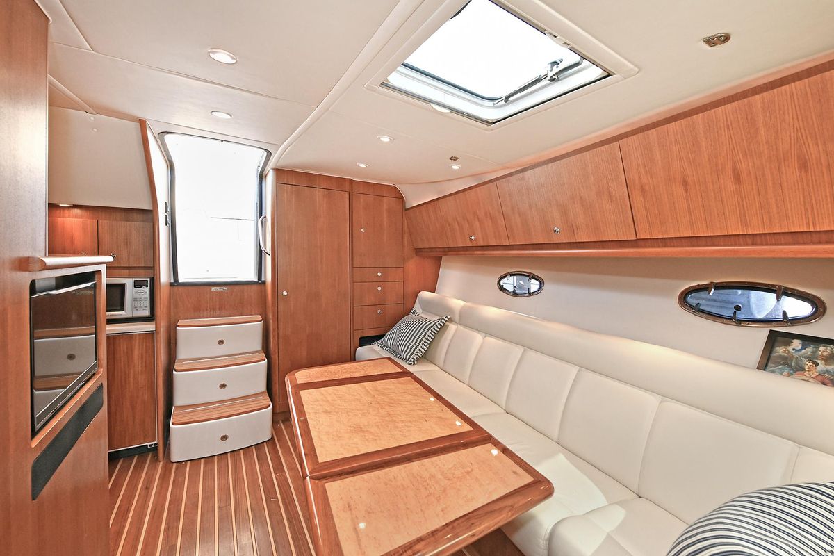 2008 Tiara Yachts 42 