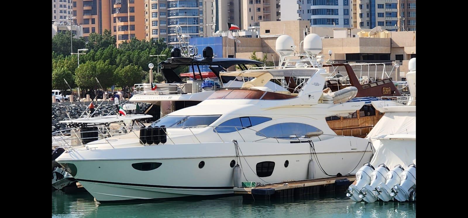 Azimut 68E