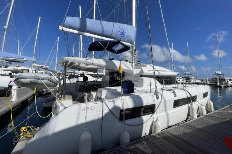 Skye Yacht Photos Pics 