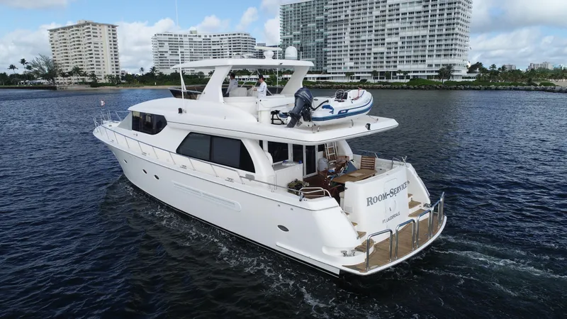 Room Service Yacht Photos Pics 