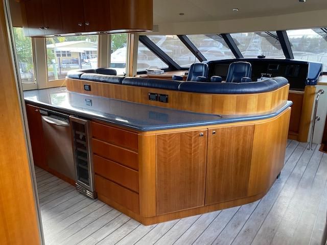 2003 West Bay 72 