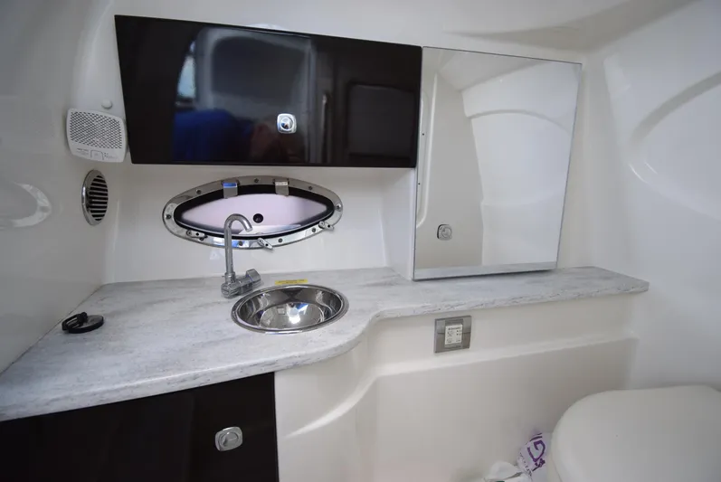 4th Quarter Yacht Photos Pics 